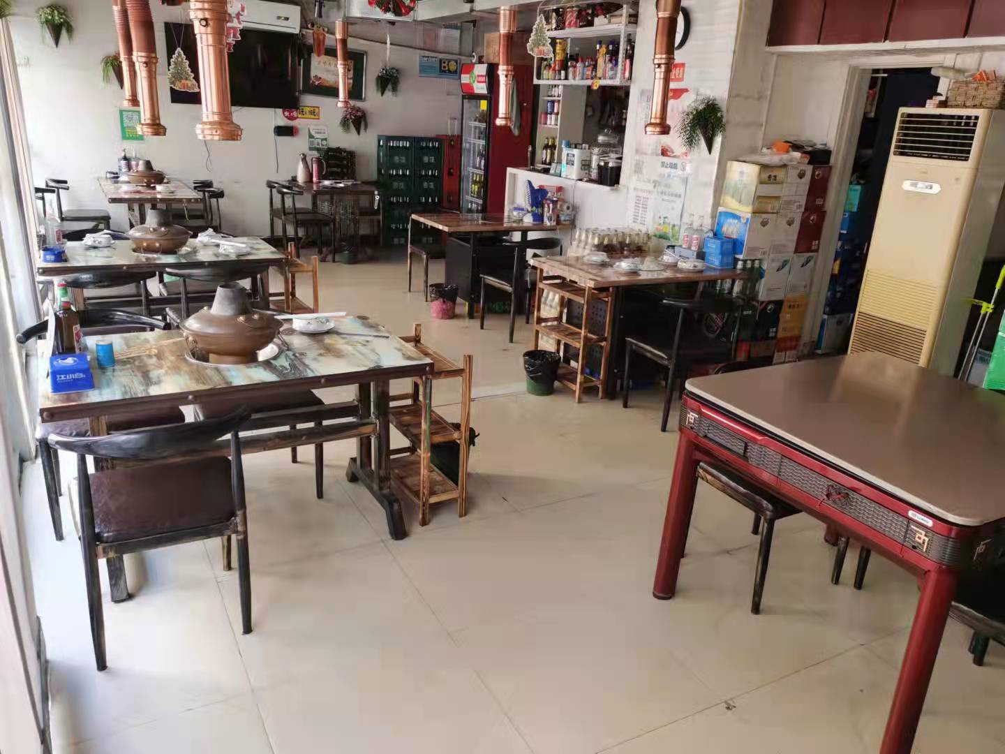 华东路火爆盈利旺铺餐饮店低价转让