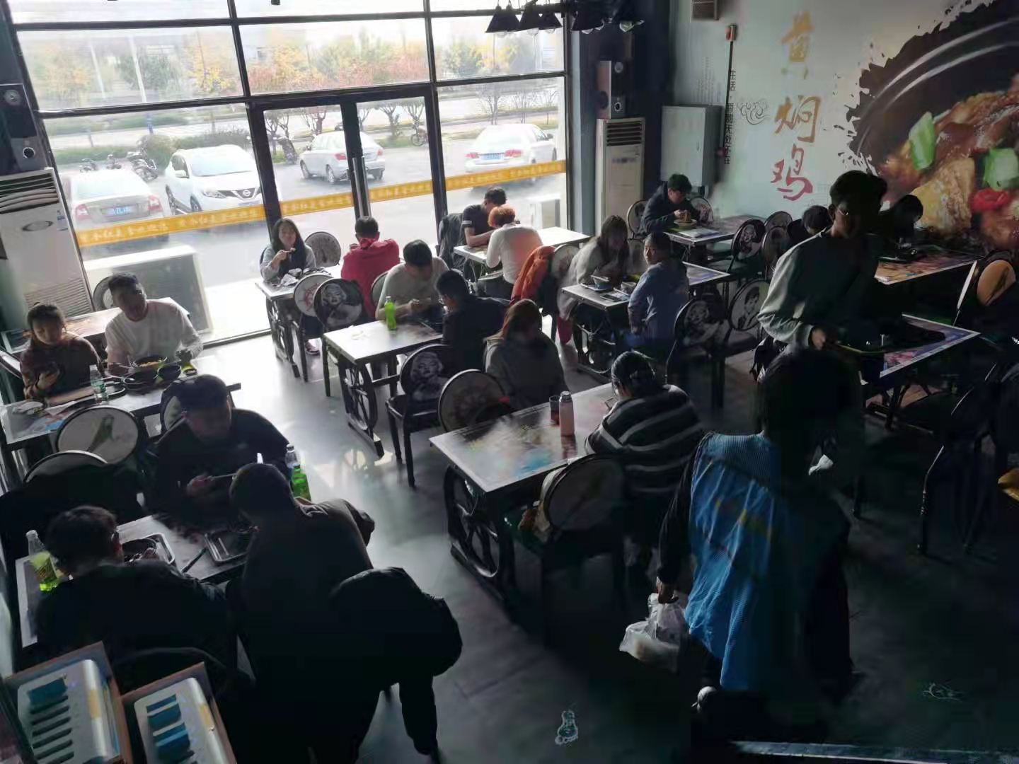 美食广场档口低价转让可做面类，米饭类，项目不重复 