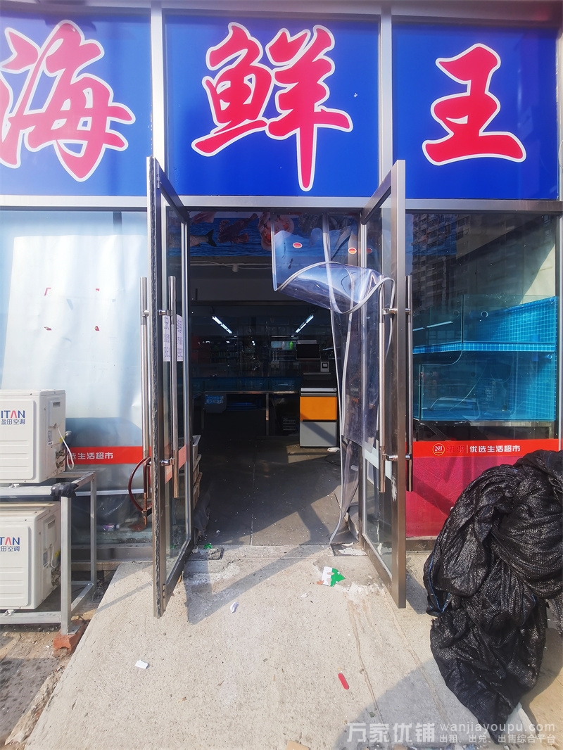 华南临街海鲜厅商铺出兑转让，可空转