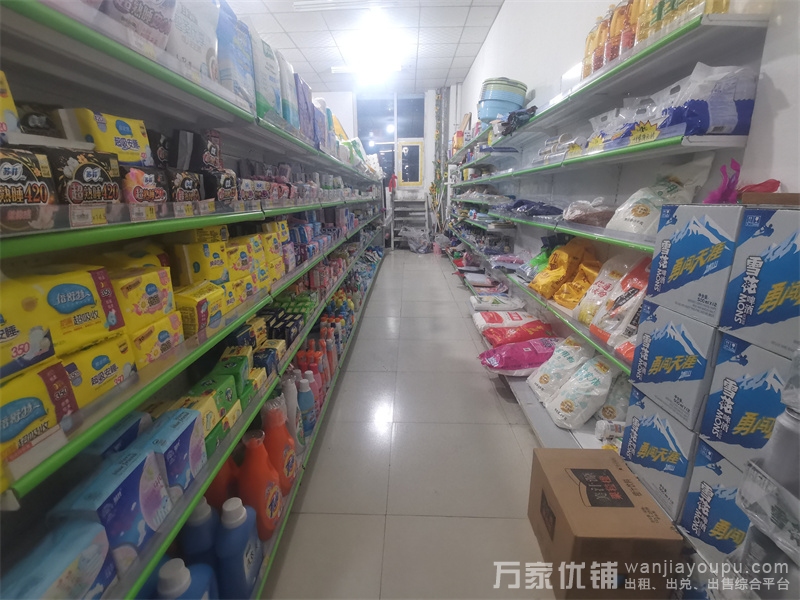 开发区卧龙港湾超市转让一楼超市二楼棋牌