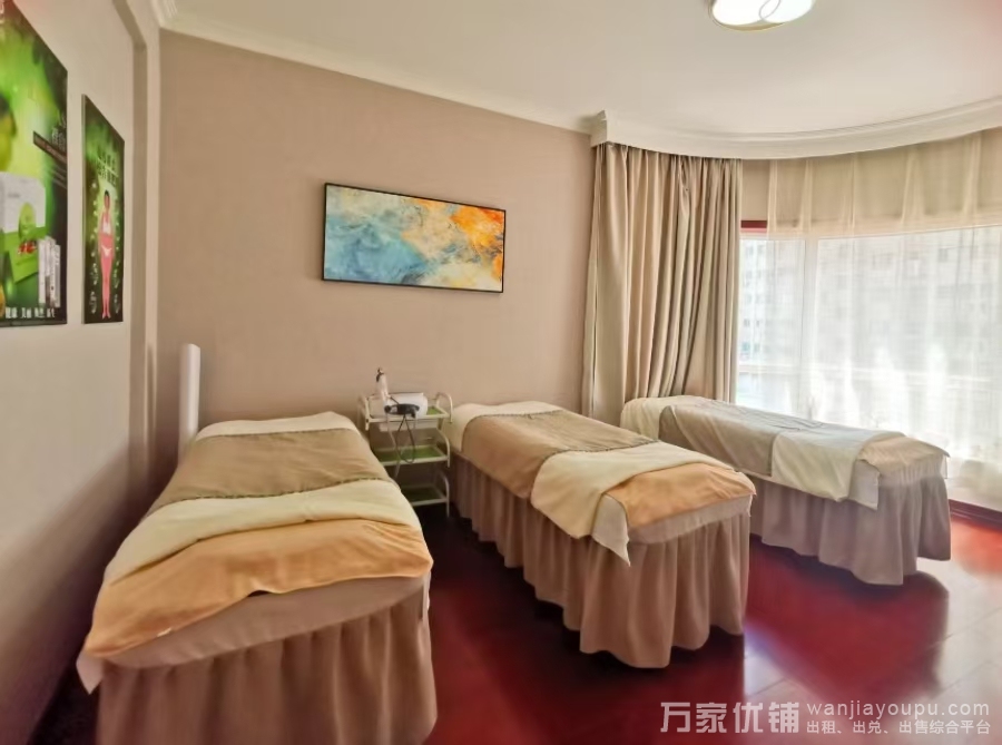 和平广场营业中美容院，养生馆转