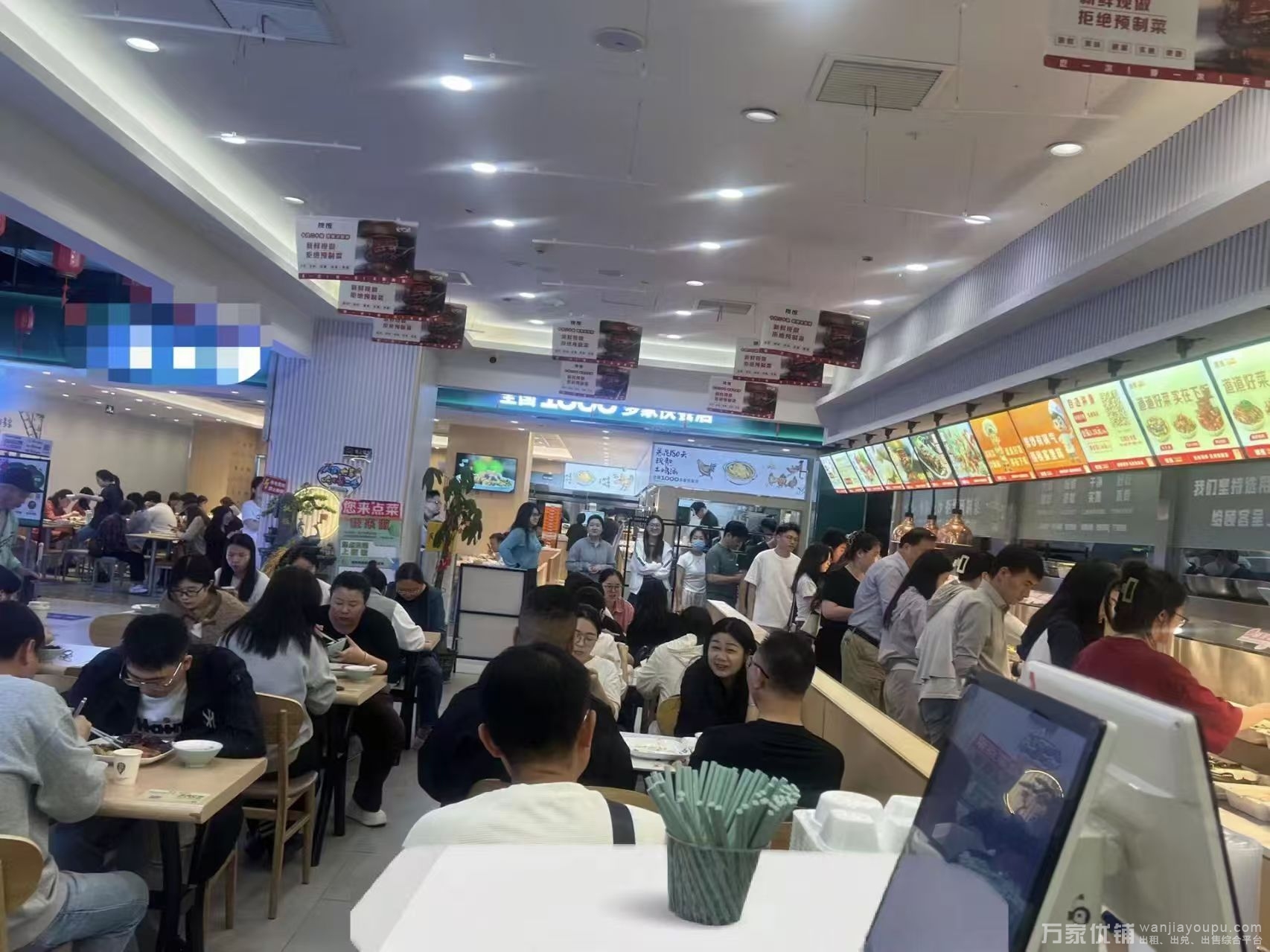 营业中品牌餐饮店转让，生意好