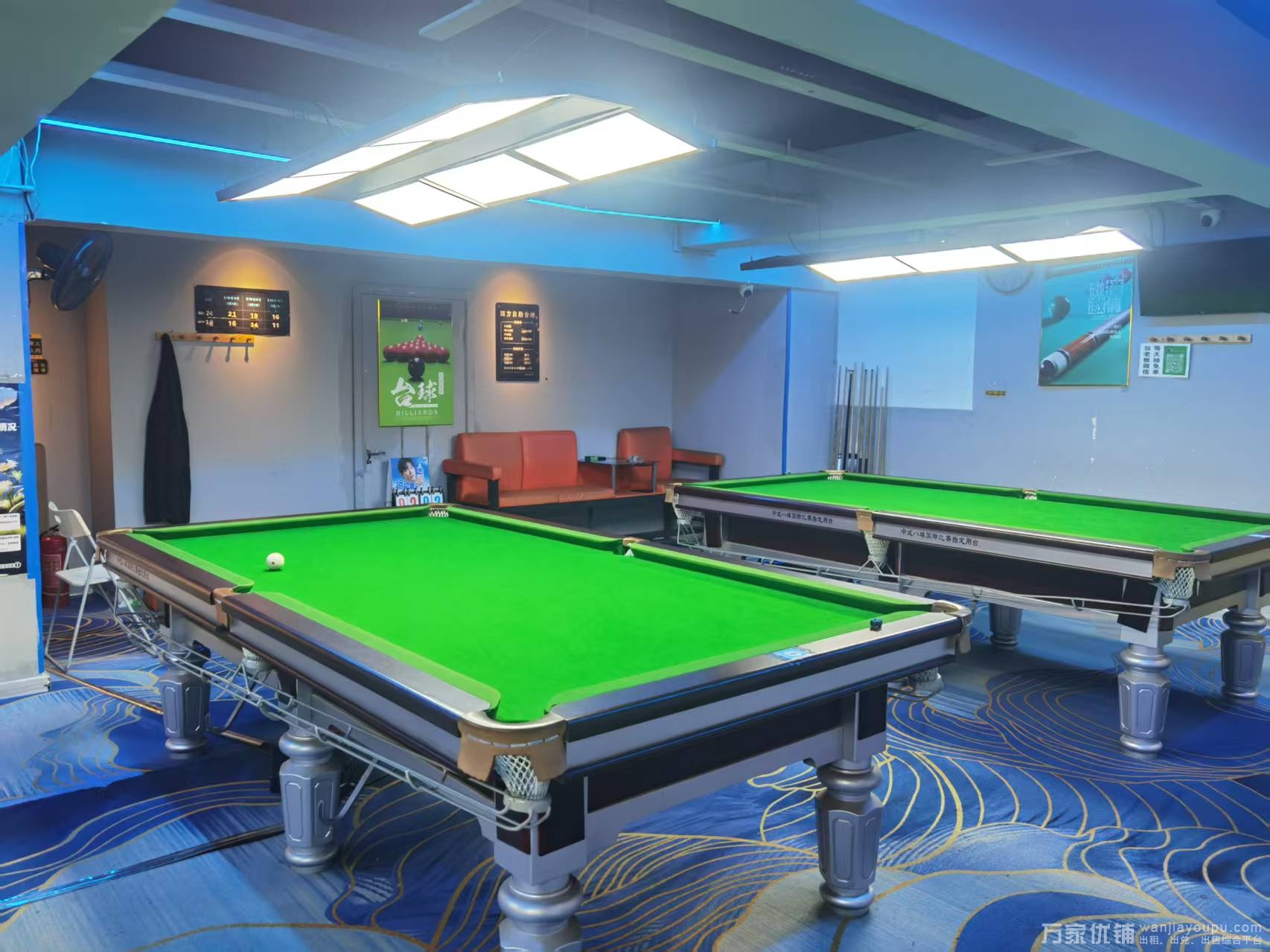 医科大学附近营业中旺铺自助台球