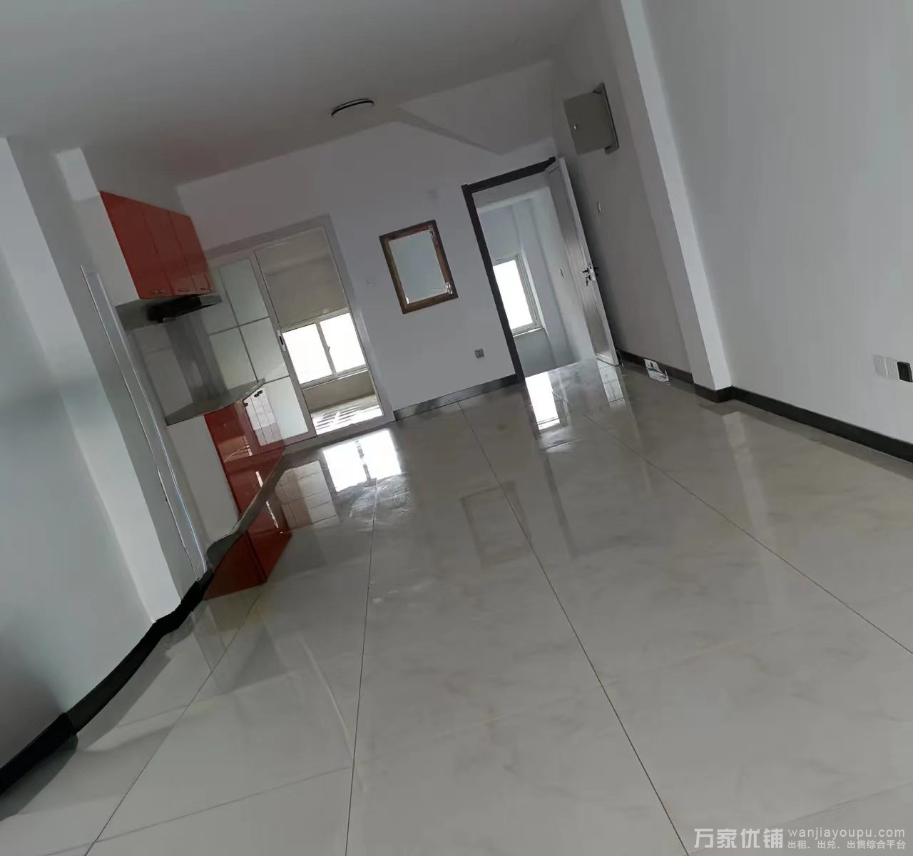 聚美东湾一期临街四层公建 整体出租，房主直租